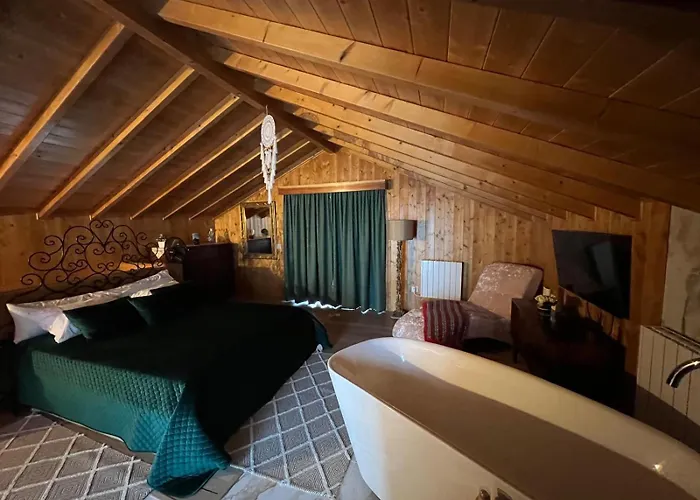 House With Saltwater Pool - Charming In The Douro Valley *