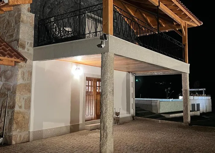 House With Saltwater Pool - Charming In The Douro Valley 펜션 *