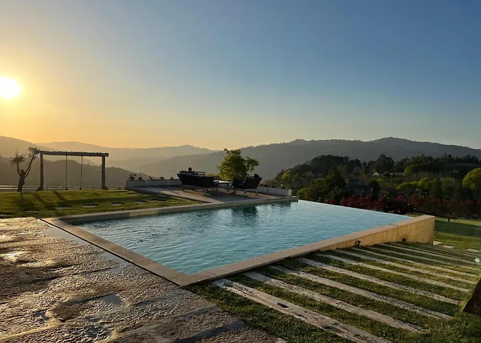 Prázdninový dům House With Saltwater Pool - Charming In The Douro Valley Cinfães