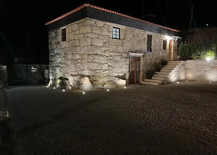House With Saltwater Pool - Charming In The Douro Valley *