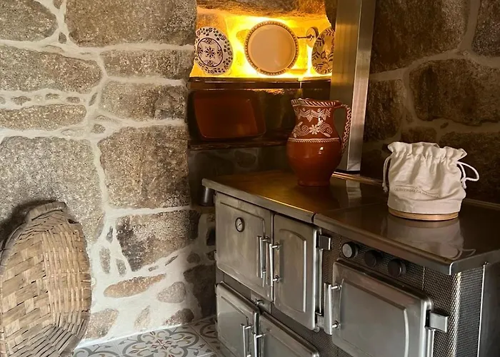 House With Saltwater Pool - Charming In The Douro Valley *